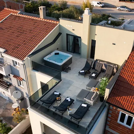 Luxury Rooftop Escape Duplex Appartement Zadar