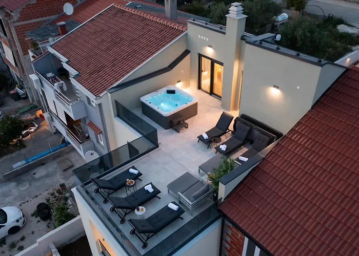 Appartement Luxury Rooftop Escape Duplex