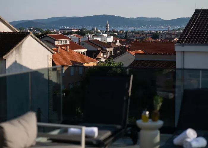 Luxury Rooftop Escape Duplex Appartement *