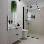 Luxury Rooftop Escape Duplex Apartman