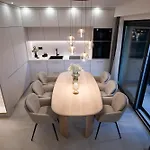 Apartman Luxury Rooftop Escape Duplex Zára