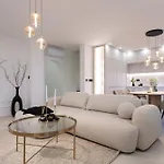 Luxury Rooftop Escape Duplex Apartman