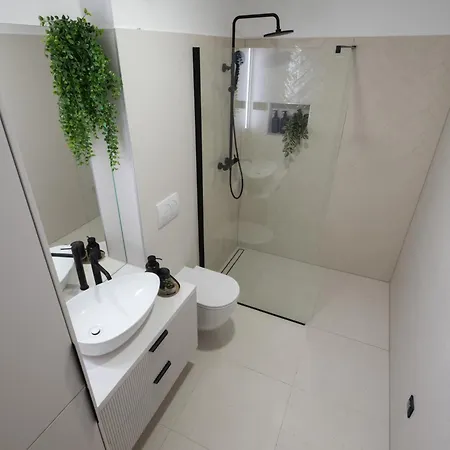 Luxury Rooftop Escape Duplex Apartment Zadar